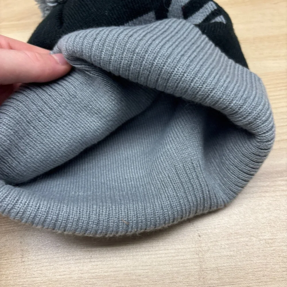 Converse Hat Beanie Youth One Size Gray Black Stocking Cap Boys‎